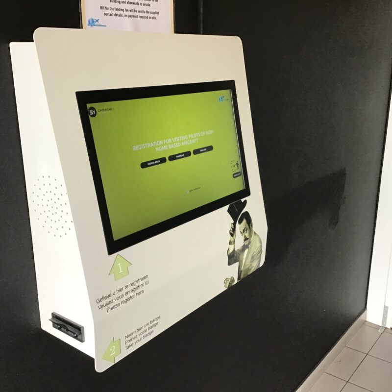 Gatehouwse wallkiosk4